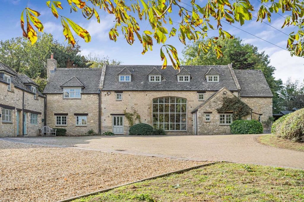 Property photo 1 of 38