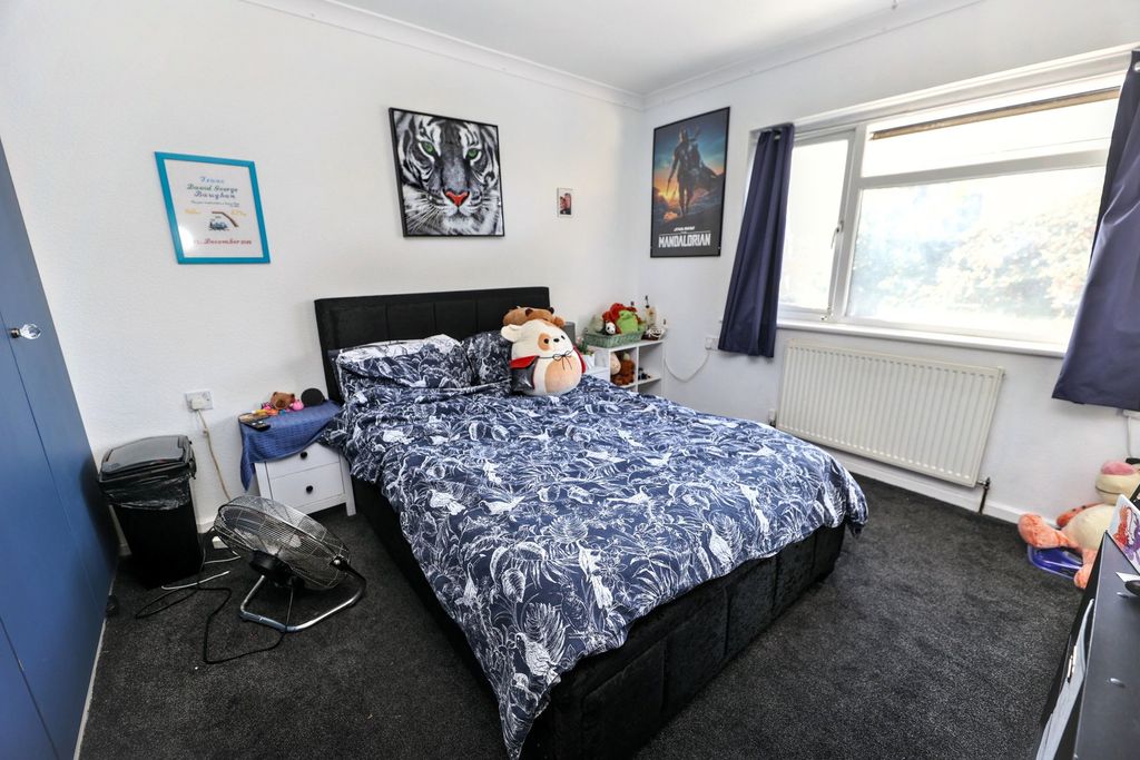 Additional image 14 of 6 bed detached house for saleSt. Pauls Road, Clacton-On-Sea CO15