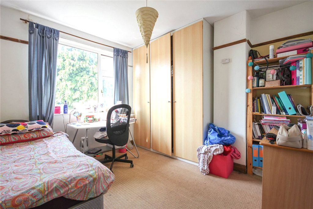Property photo 3 of 17 Picture No. 19