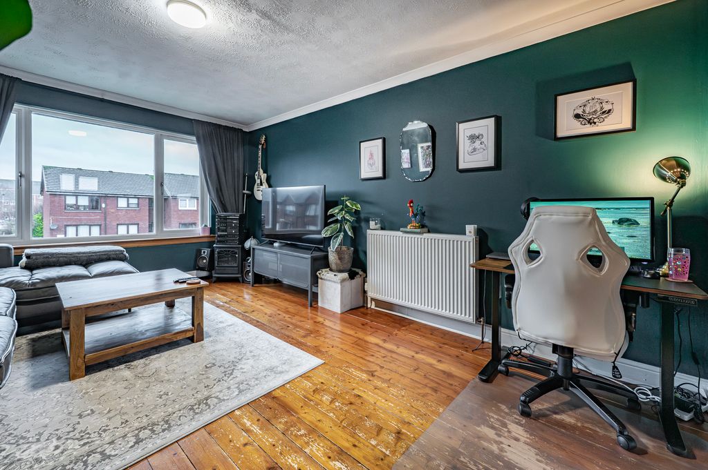 Property photo 3 of 22