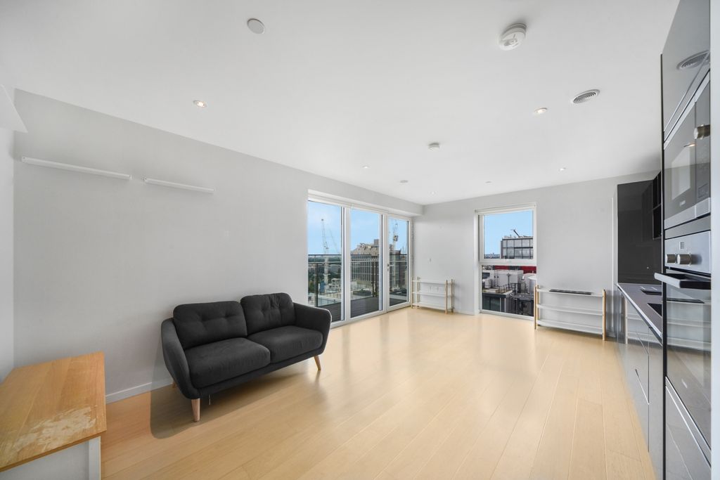 Property photo 1 of 15 Living