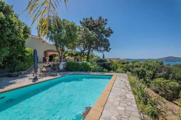 Property photo 2 of 7