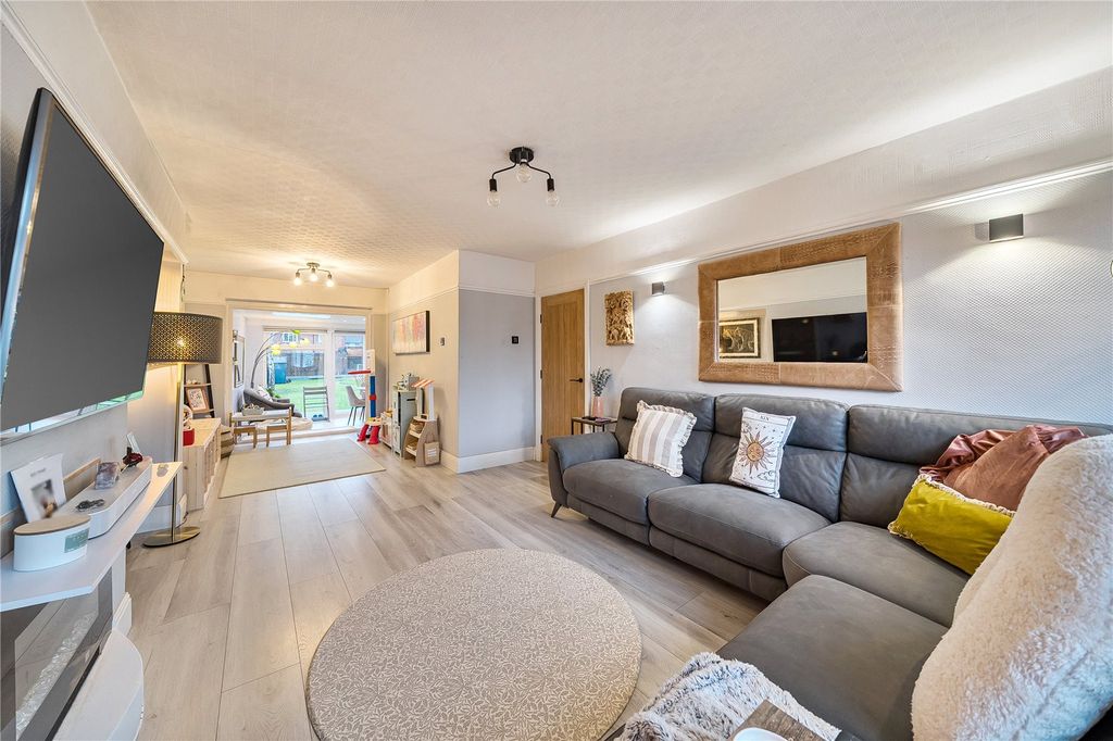 Property photo 3 of 20 Picture No. 17