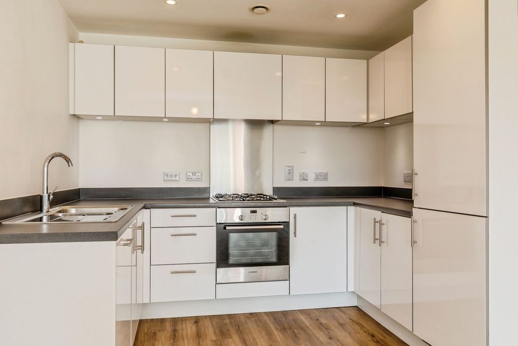 Property photo 3 of 11 Pbox-Img.Jpg