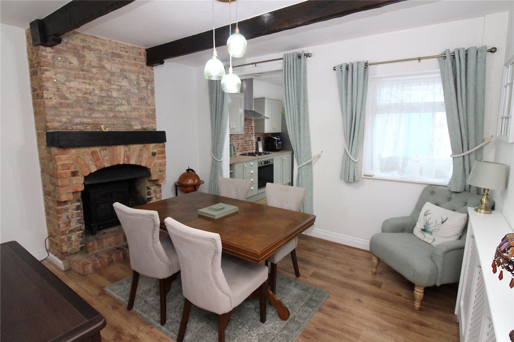 Property photo 3 of 16 Picture No. 02