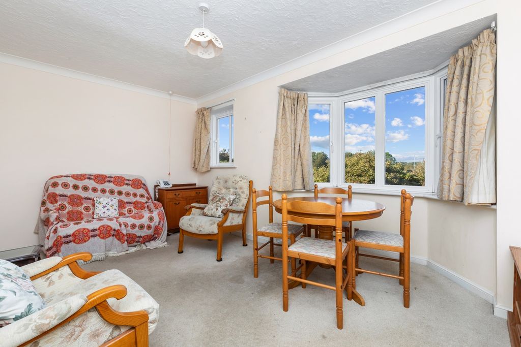 Property photo 2 of 14 5439821