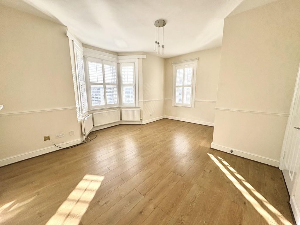 Property photo 1 of 8 B357E59d-4A83-4708-Ae3E-68627064d872.Jpg