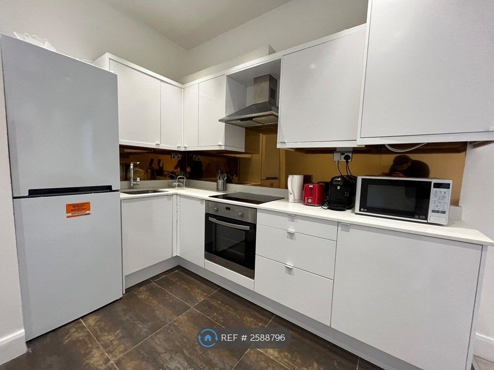 Property photo 1 of 4