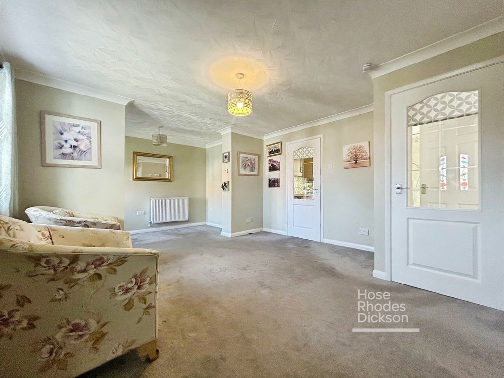 Property photo 2 of 16 Pbox-Img.Jpg