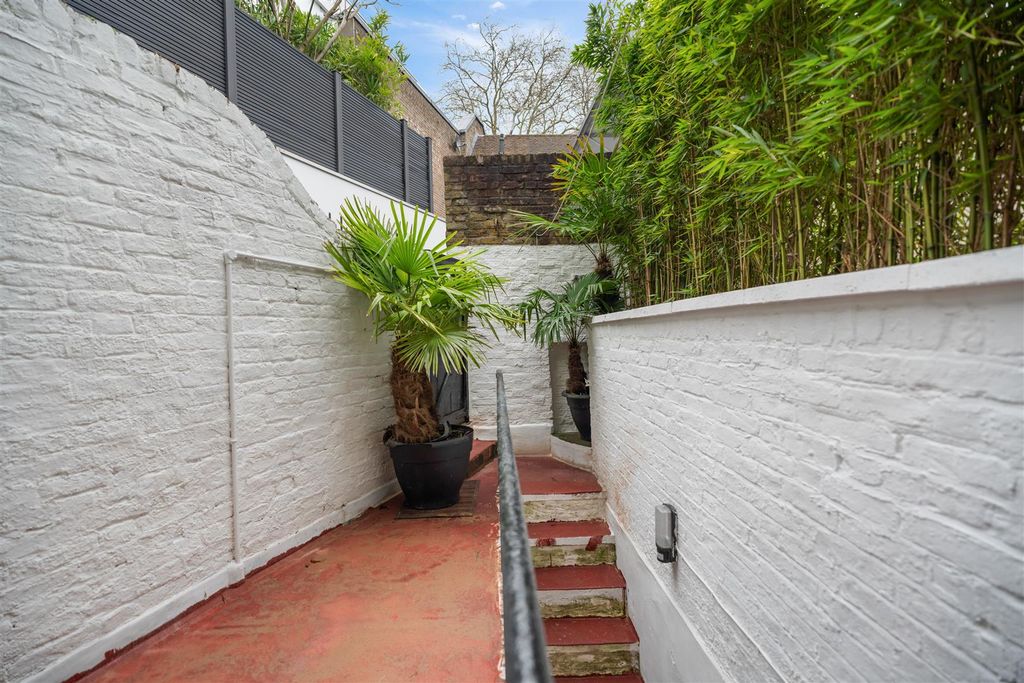 Property photo 3 of 11 3.Jpg