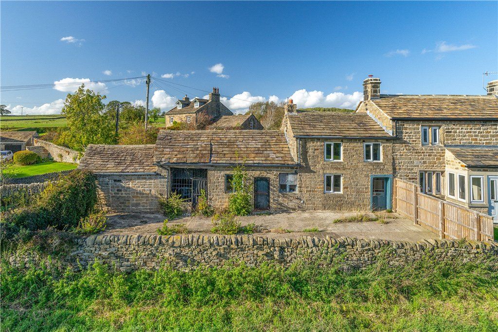 Property photo 1 of 14 External