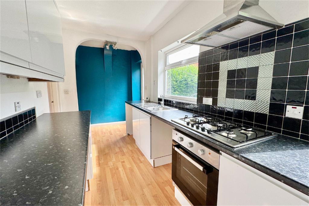 Property photo 3 of 13 Kitchen