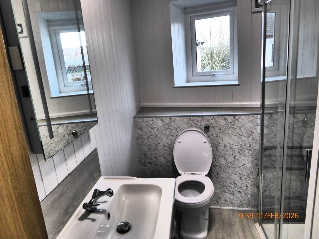 Property photo 3 of 11 P1120370