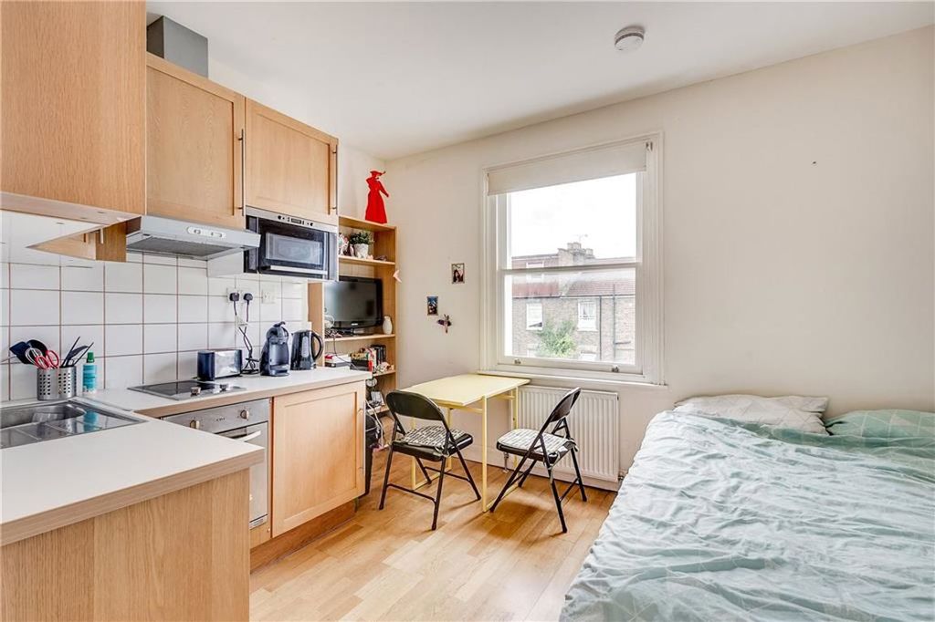 Property photo 1 of 4