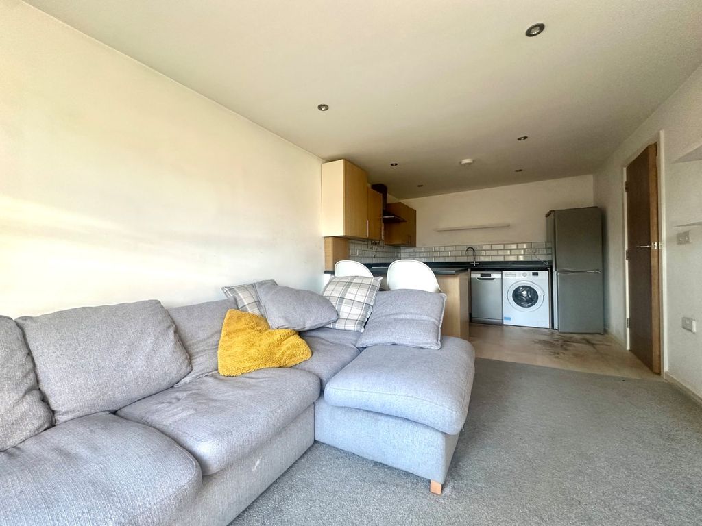 Property photo 2 of 7 Picture 2