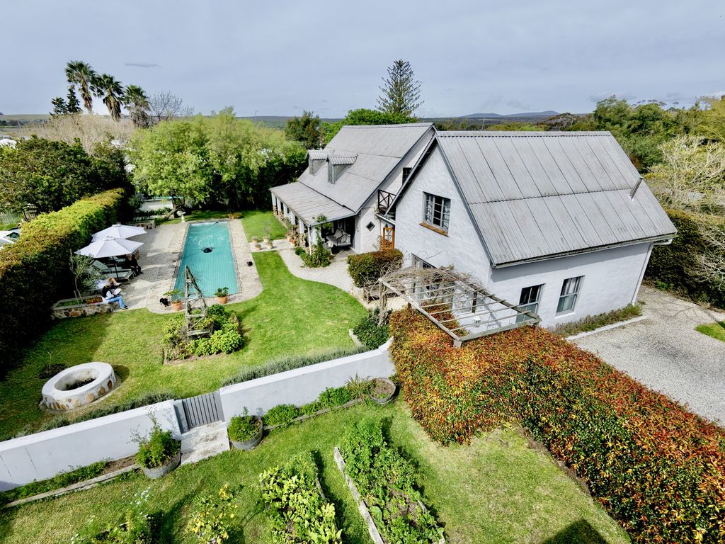 Property photo 1 of 52