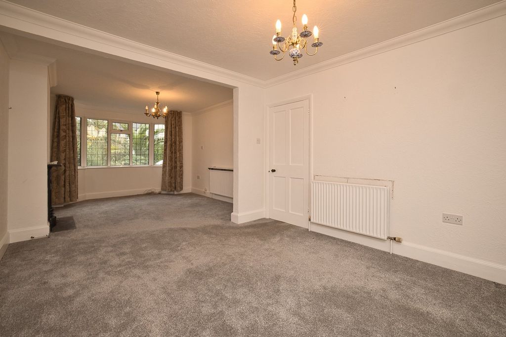 Property photo 2 of 13 Picture 2