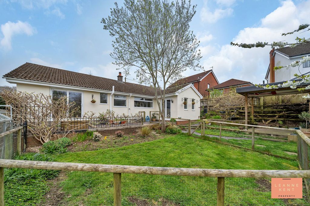 Property photo 1 of 36