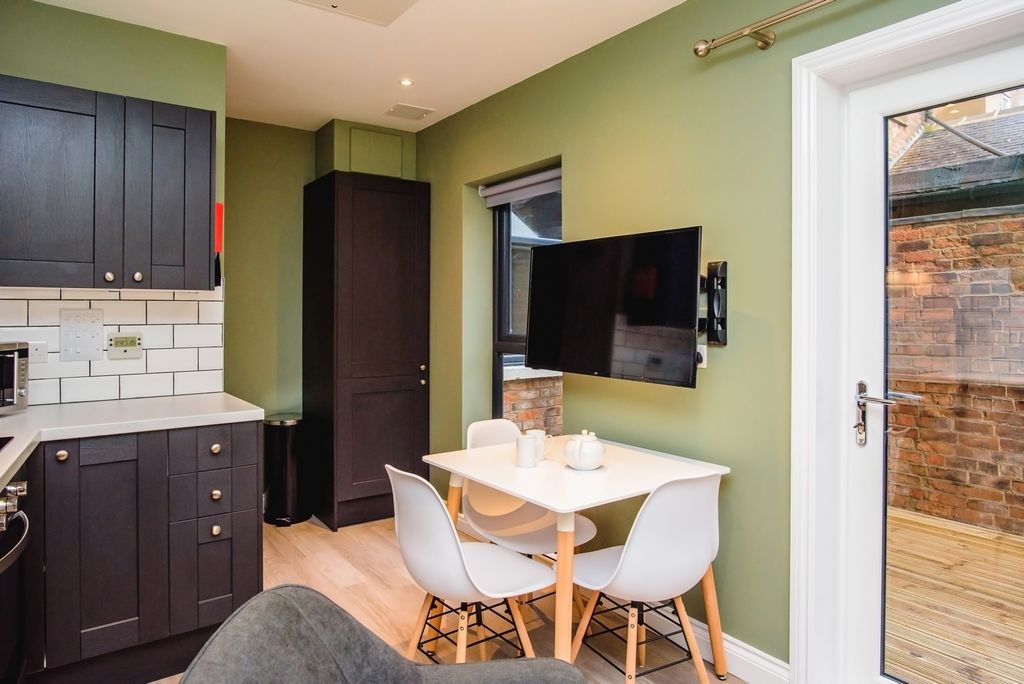 Property photo 3 of 13 Dining