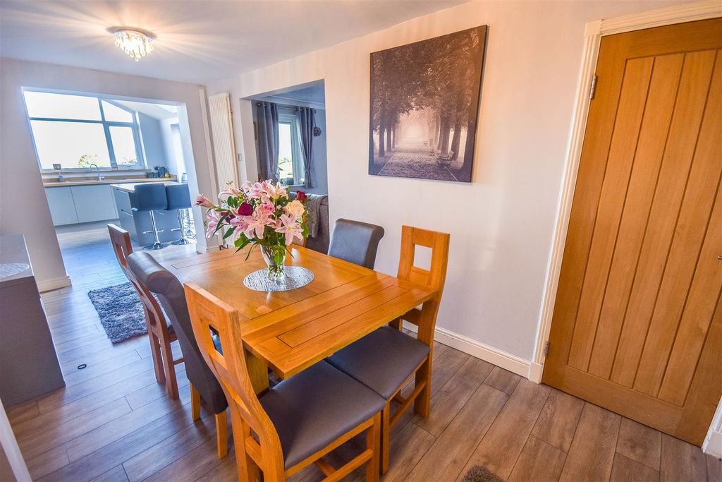 Property photo 3 of 23 Dsc_0586-2.Jpg