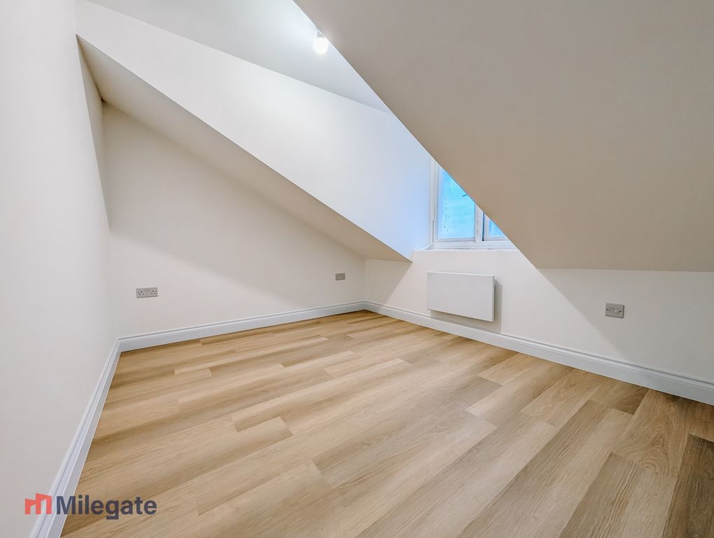 Property photo 3 of 7 Photo 3