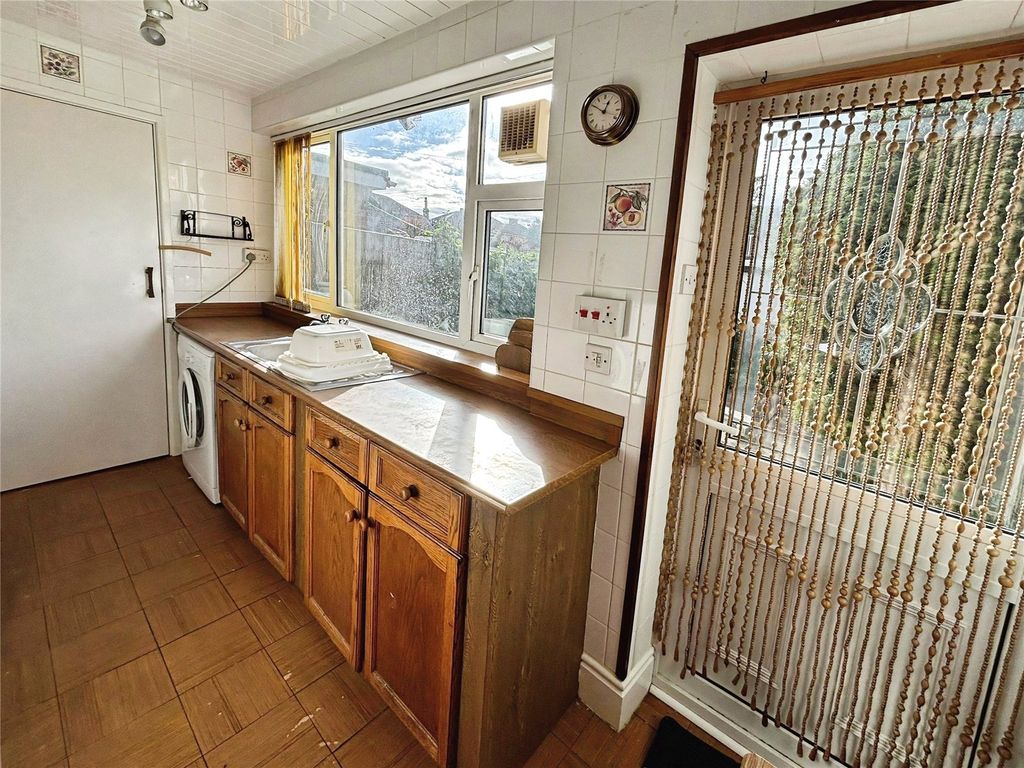 Property photo 3 of 18 Picture No. 34