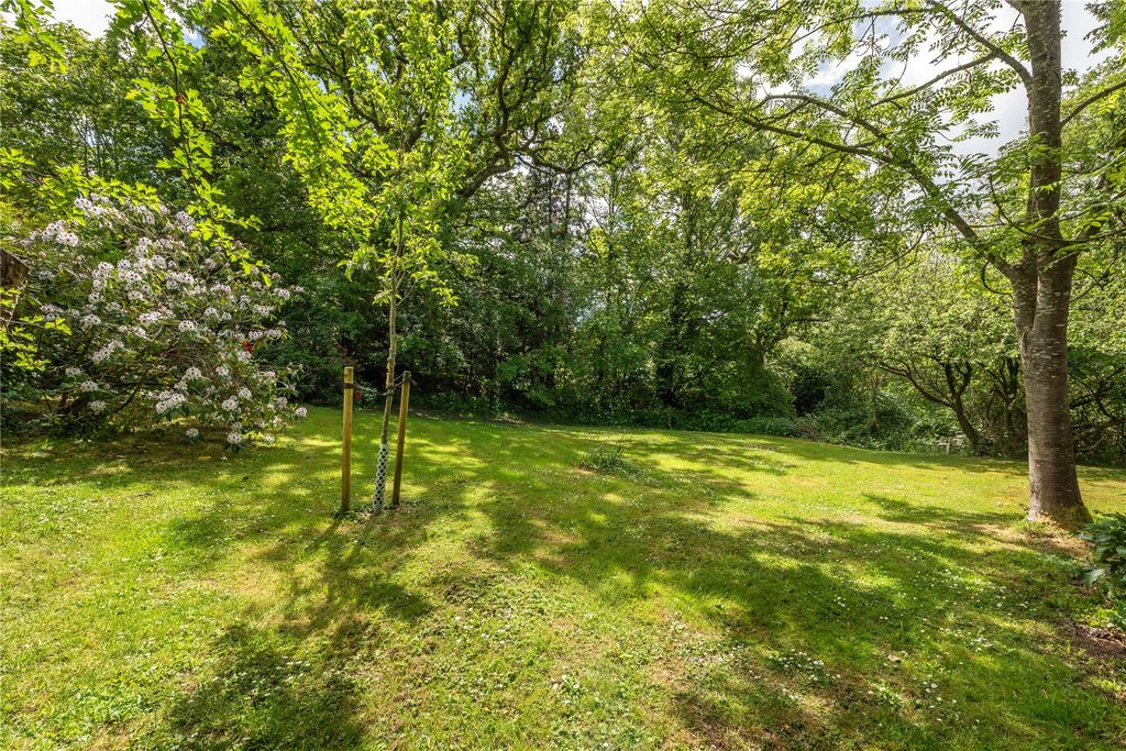 Property photo 3 of 25 Picture No. 01