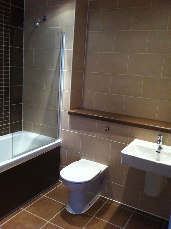 Property photo 1 of 4 Bathroom