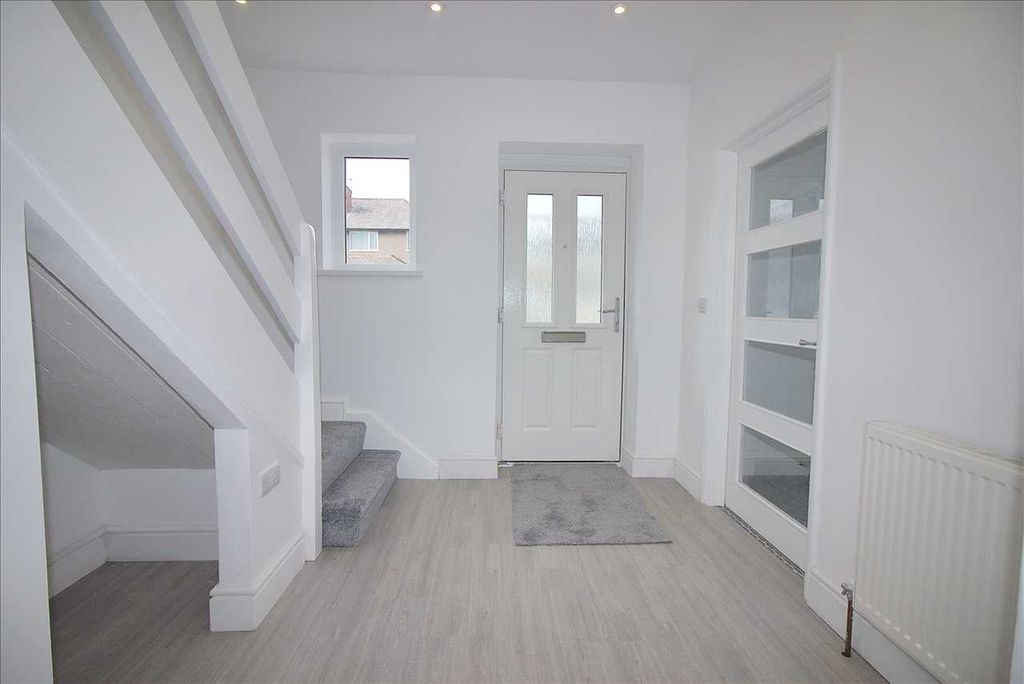Property photo 2 of 13 Hall