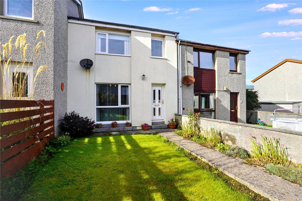 Property photo 2 of 27 20 Torness