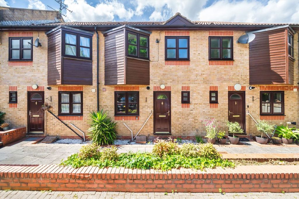 Property photo 1 of 7