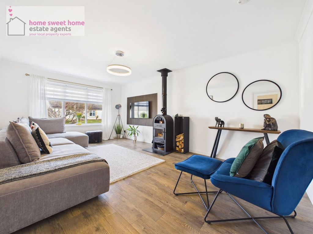 Property photo 3 of 49