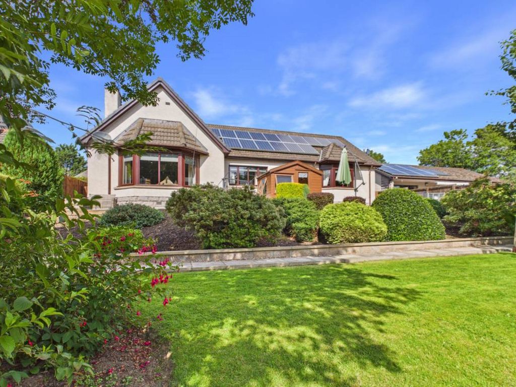 Property photo 1 of 42