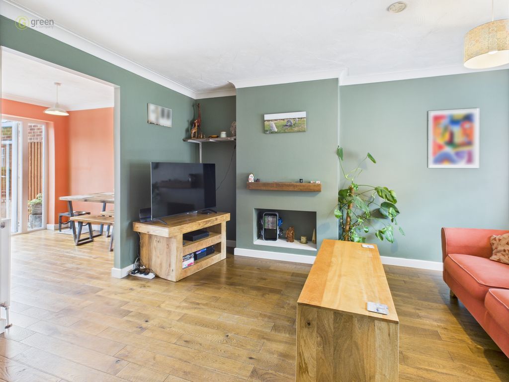 Property photo 3 of 39