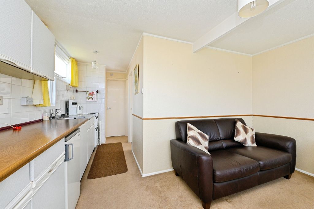 Property photo 3 of 20
