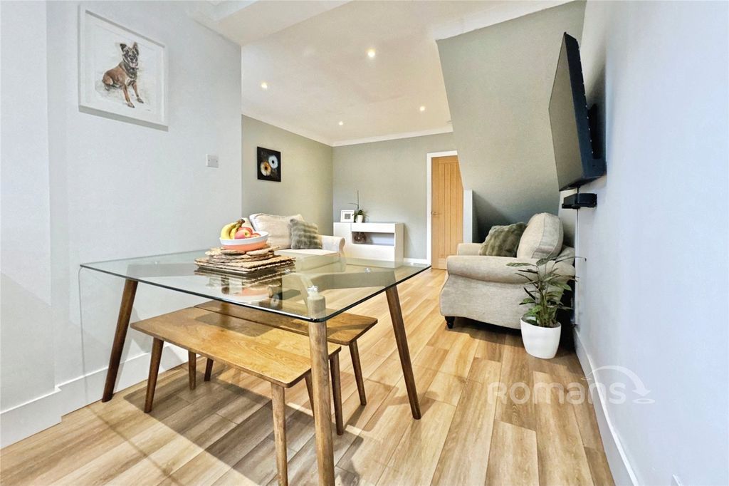 Property photo 3 of 22 Family/Dining Room