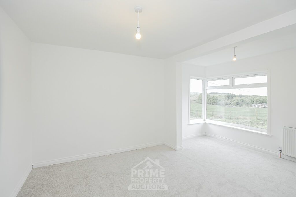 Property photo 3 of 34