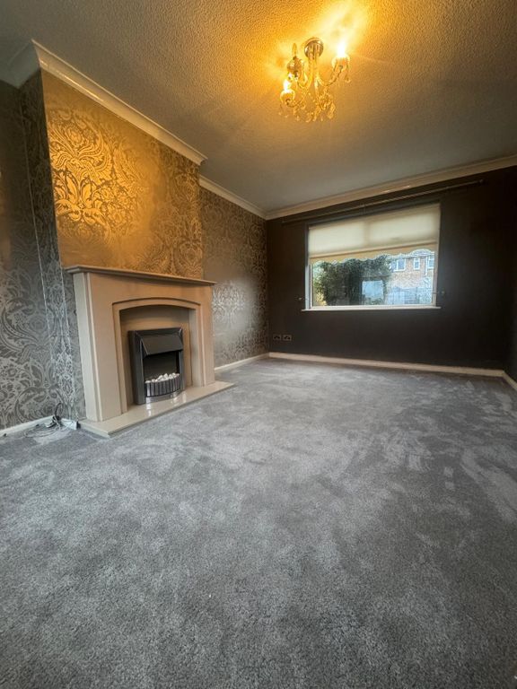 Property photo 2 of 11 Image