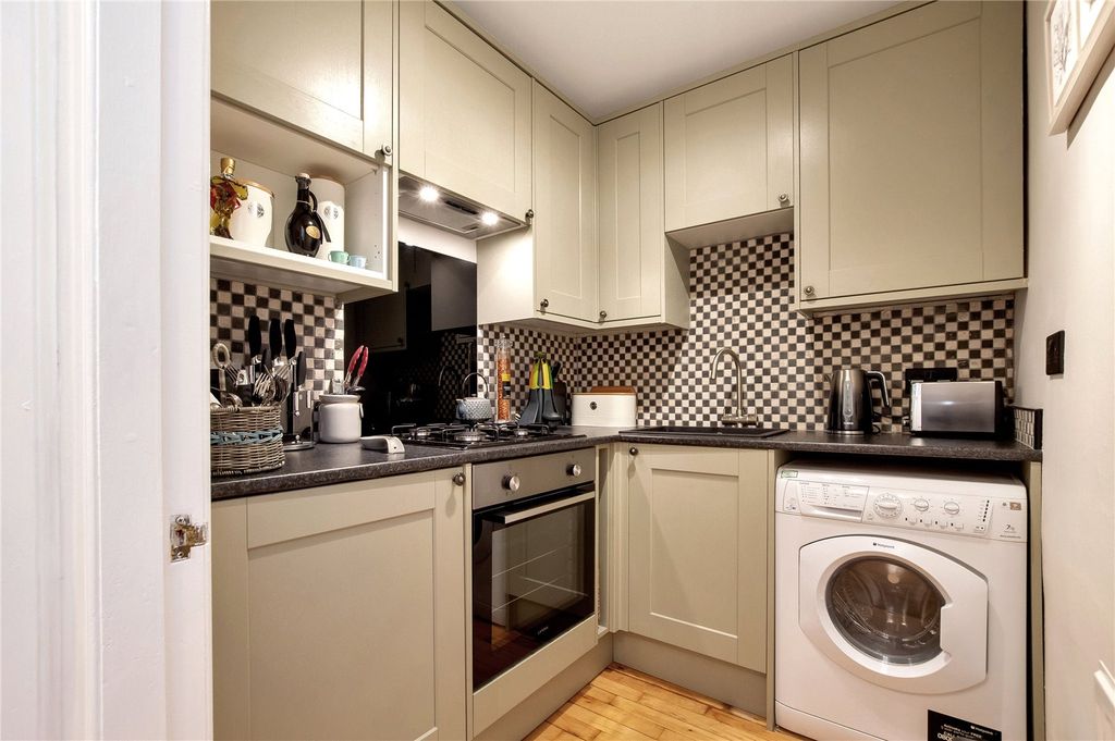 Property photo 3 of 7 Picture No. 04