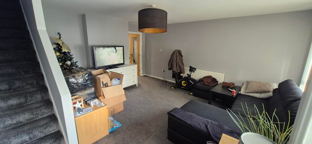 Property photo 3 of 15 Living Room