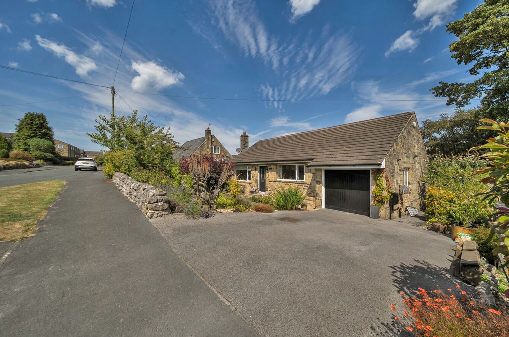 Property photo 1 of 18 1508237-11-6A7dcc...