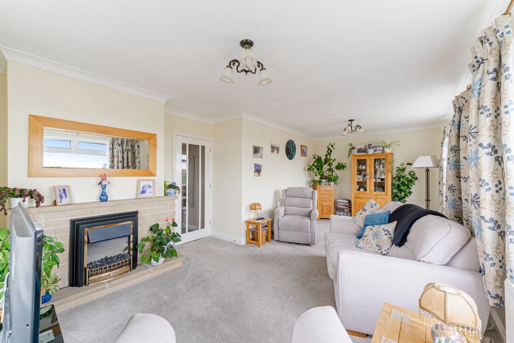 Property photo 3 of 47 Gallery