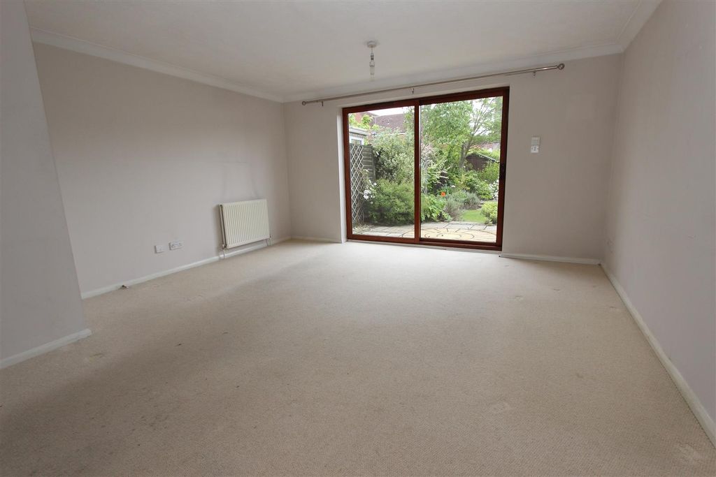 Property photo 3 of 8 Img_5015.Jpg