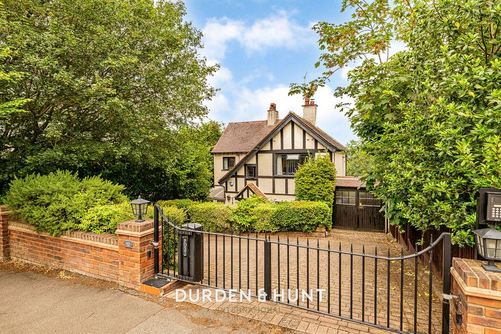 Property photo 1 of 37