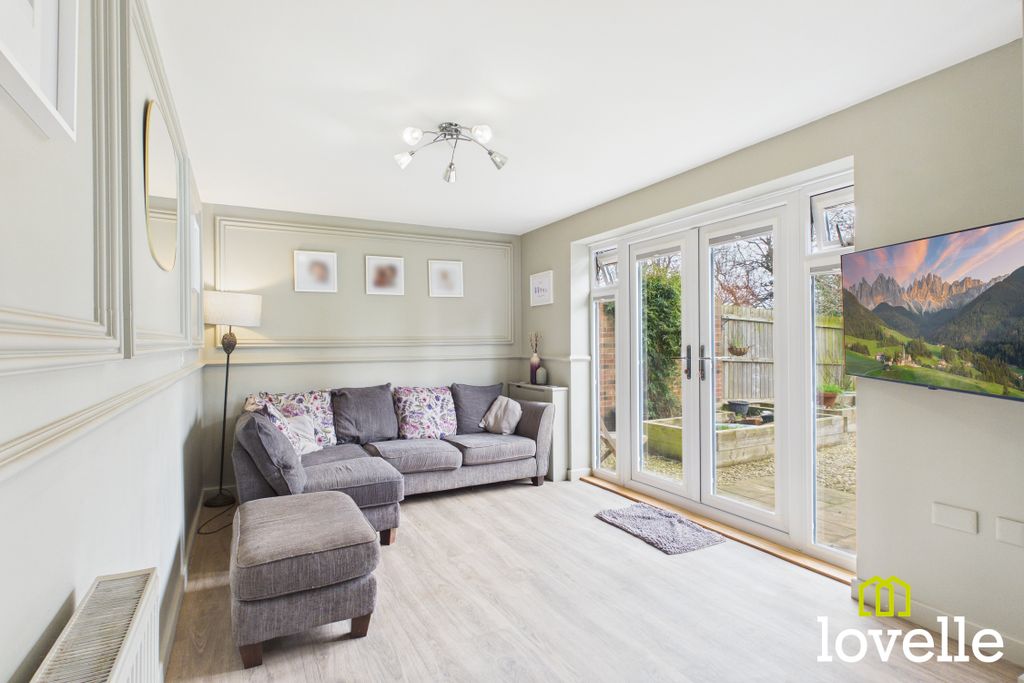 Property photo 2 of 20