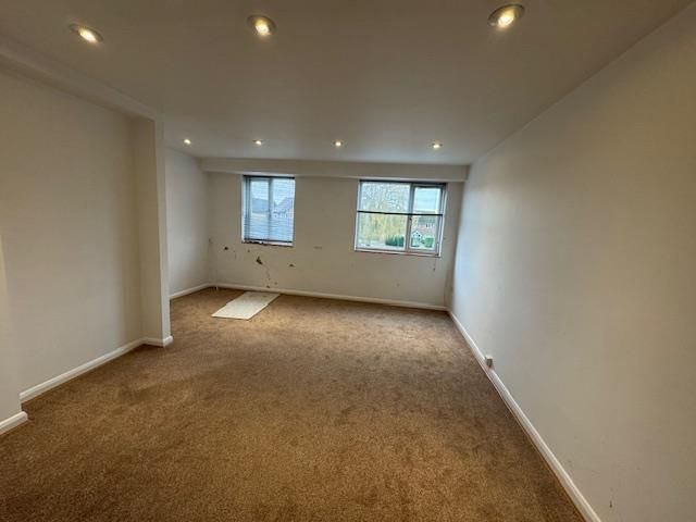 Property photo 1 of 6 Photo