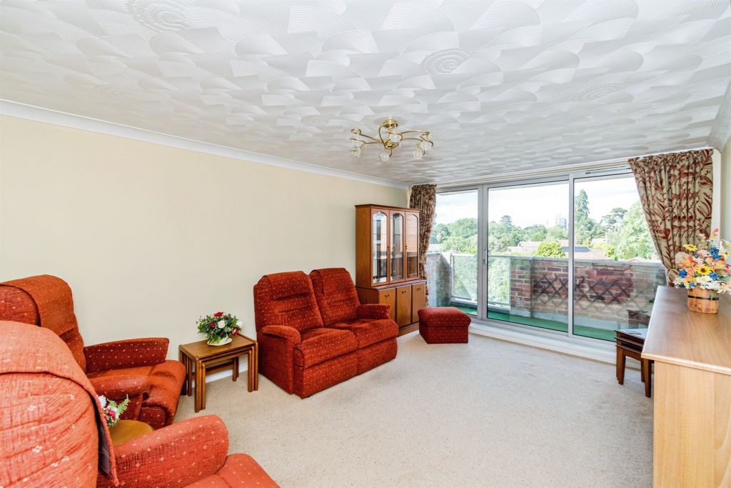 Property photo 3 of 19
