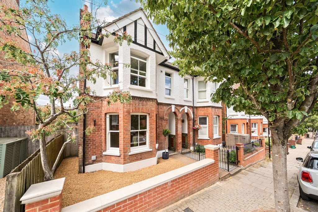 Property photo 1 of 16