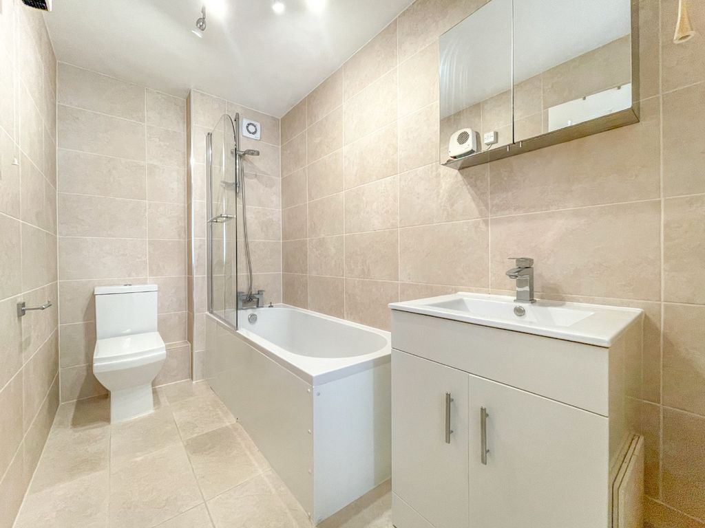 Property photo 3 of 9 1333976