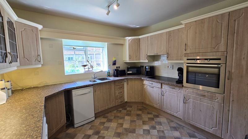 Property photo 2 of 15 Photo 1